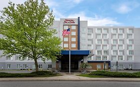 Hampton Inn & Suites By Hilton- Newark Airport Elizabeth